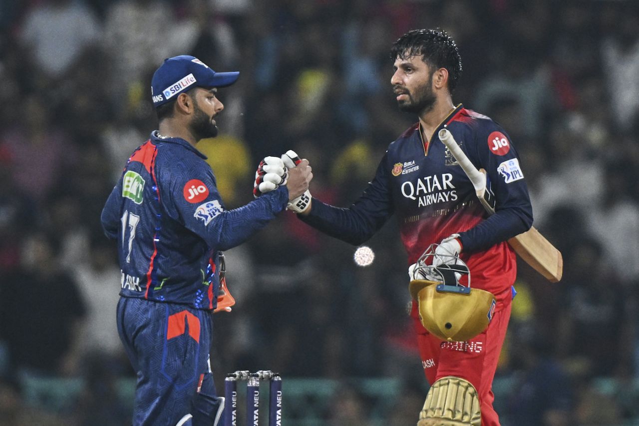 Rishabh Pant and Jitesh Sharma shake hands at the end of the game, Lucknow Super Giants vs Royal Challengers Bengaluru, IPL 2025, Lucknow, May 27, 2025