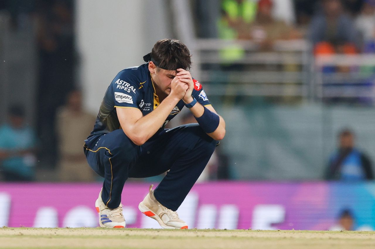 Gerald Coetzee reacts to a dropped chance, Gujarat Titans vs Mumbai Indians, IPL 2025, Eliminator, New Chandigarh, May 30, 2025