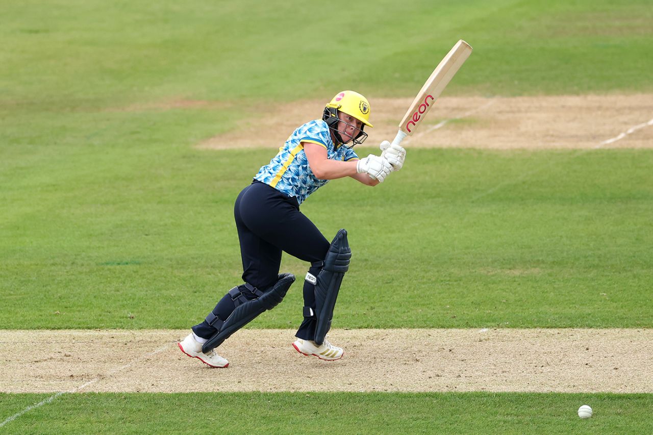 Charis Pavely top-scored with 46 off 34 balls, The Blaze vs Warwickshire, Women's T20 Blast, Trent Bridge, May 30, 2025