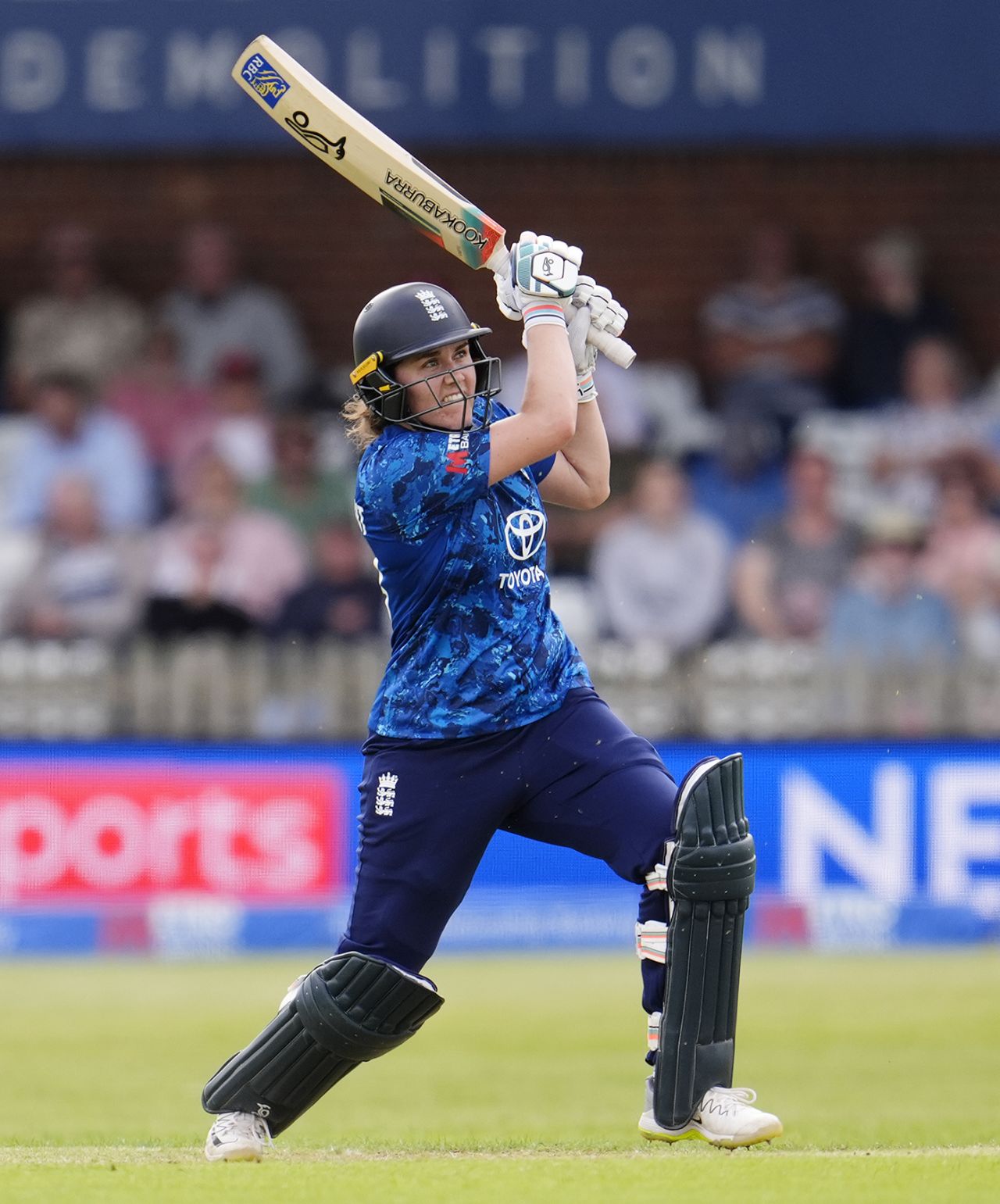 Nat Sciver-Brunt climbs into a shot, England vs West Indies, 1st women's ODI, Derby, May 30, 2025