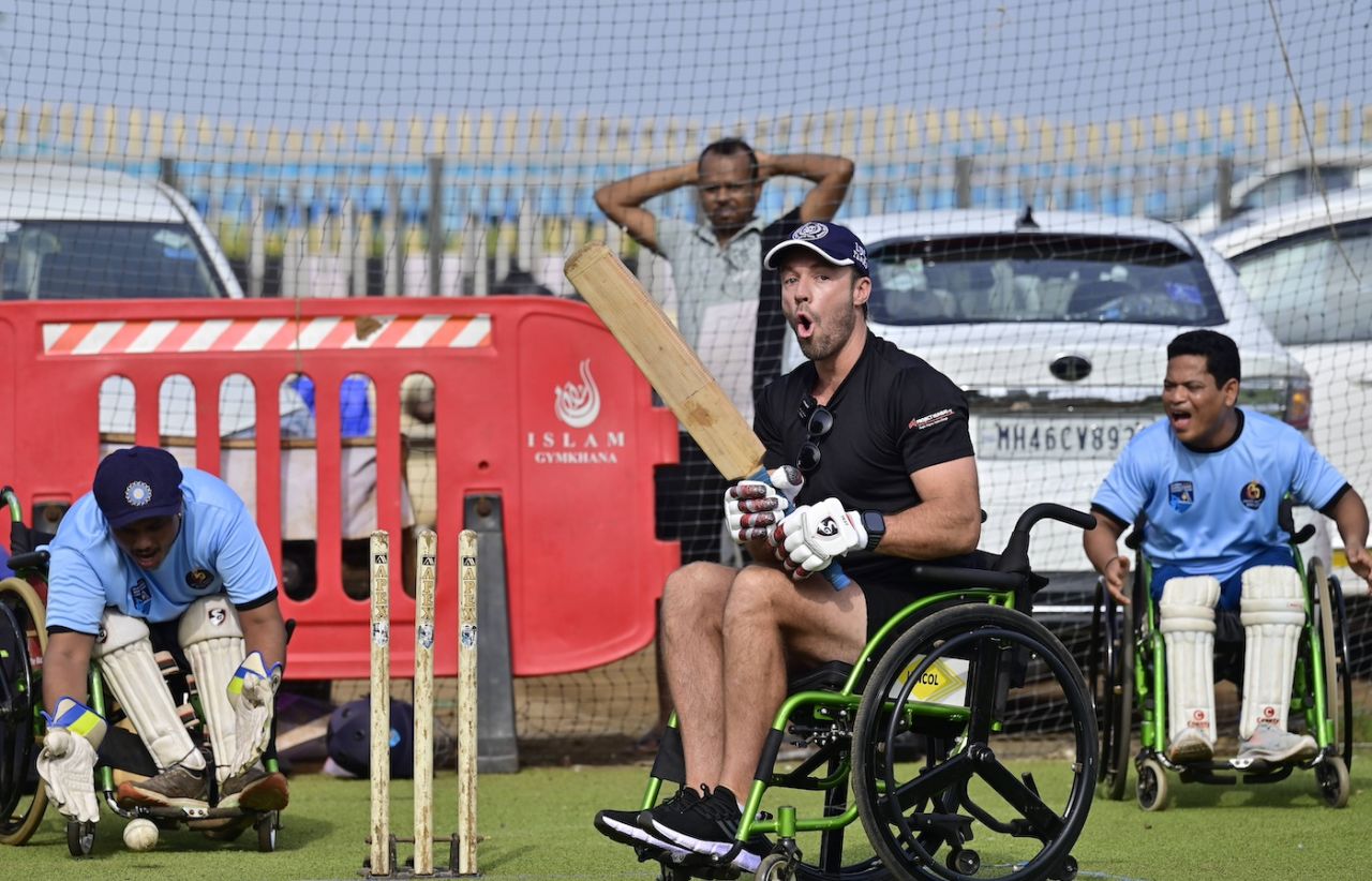 AB de Villiers reacts after missing a ball while at a Mumbai Wheelchair cricket team training session, Mumbai, May 31, 2025