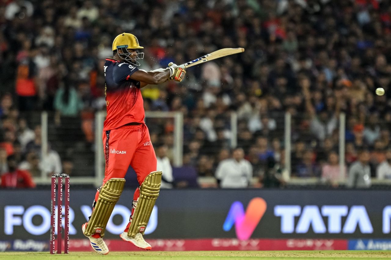 Romario Shepherd hit a couple of boundaries in the death overs, Royal Challengers Bengaluru vs Punjab Kings, IPL, final, Ahmedabad, June 3, 2025