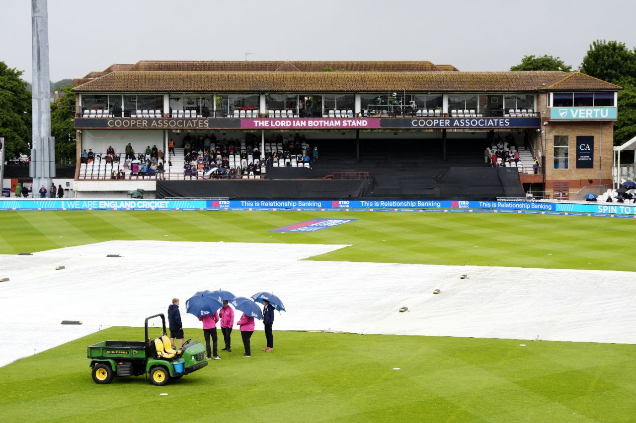 The umpires survey a gloomy scene at Taunton, England vs West Indies, 3rd Women's ODI, Taunton, June 7, 2025