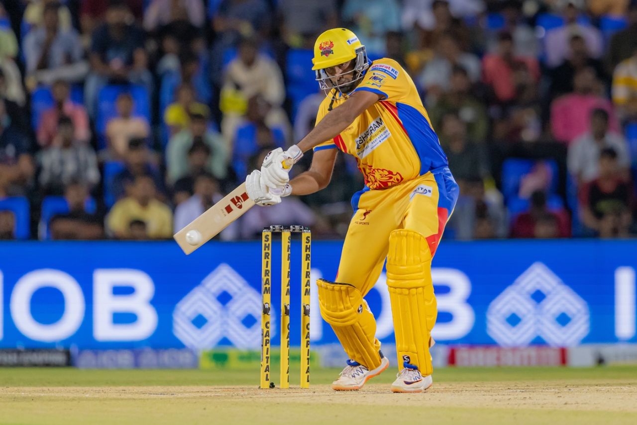 R Ashwin in action for Dindigul Dragons, Dindigul Dragons vs IDream Tiruppur Tamizhans, TNPL 2025, Coimbatore, June 8, 2025