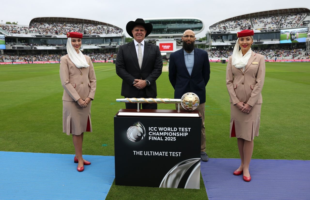 Hall of Famers Matthew Hayden and Hashim Amla with the WTC mace, Australia vs South Africa, World Test Championship final, 1st day, Lord's, June 11, 2025