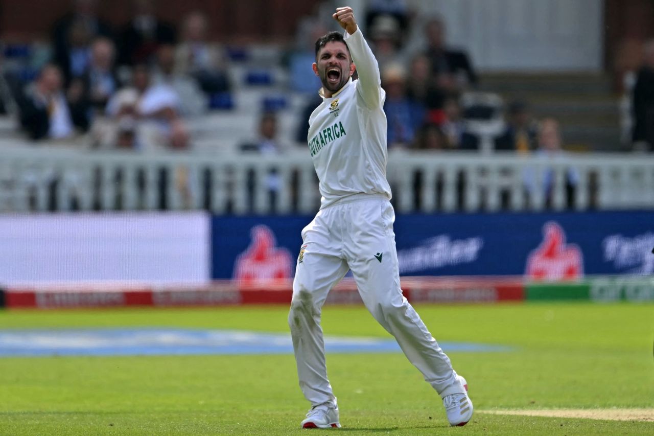 Keshav Maharaj celebrates knocking over Alex Carey, Australia vs South Africa, World Test Championship final, Lord's, June 11, 2025