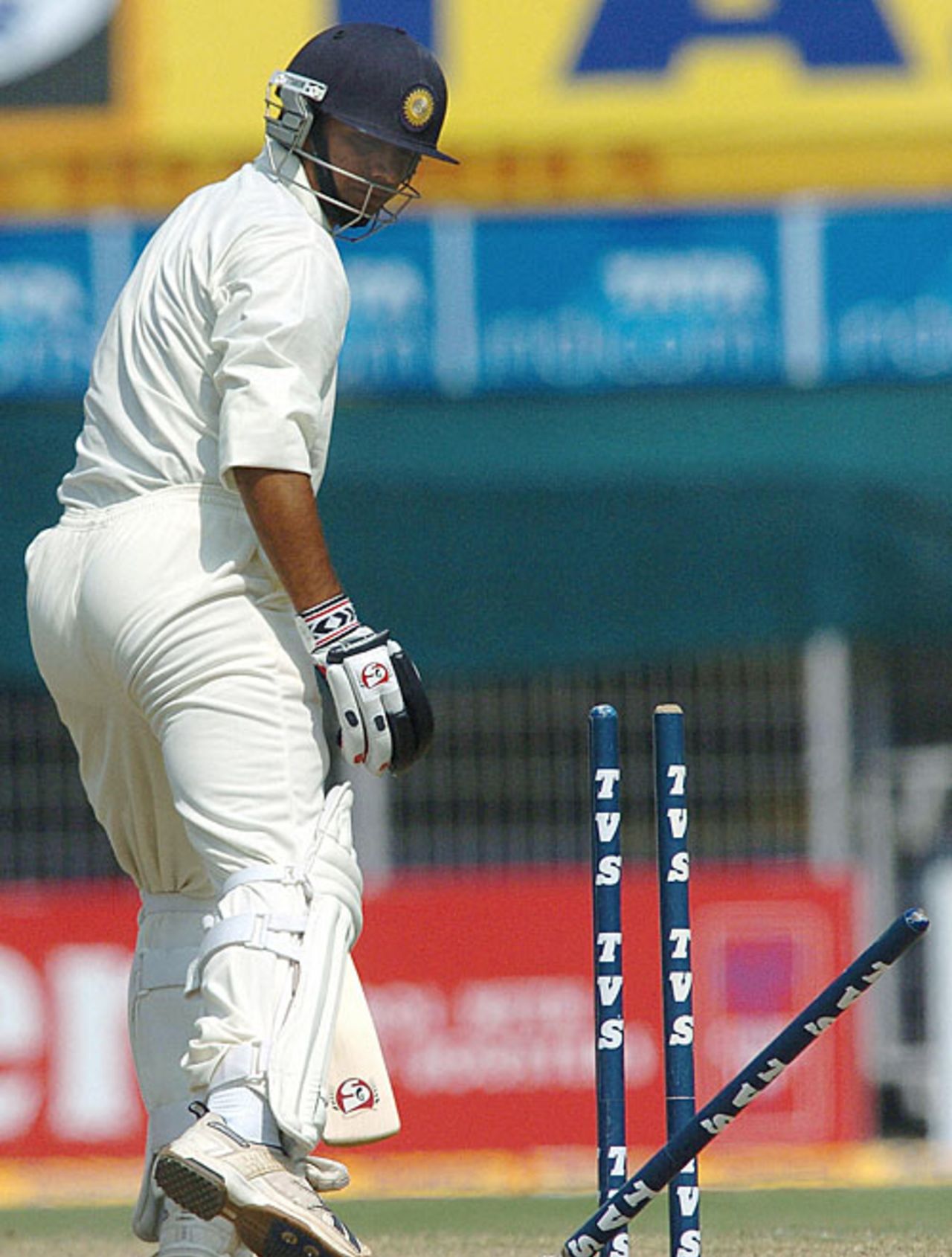 Rahul Dravid examines the wreckage after being bowled, India v Australia, 3rd Test, Nagpur, 4th day, October 29, 2004
