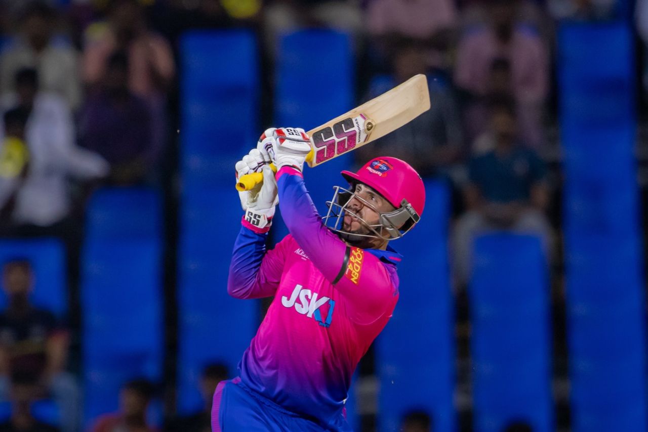 Tushar Raheja swipes the ball over the leg side, Salem Spartans vs Idream Tiruppur Tamizhans, TNPL 2025, Salem, June 13, 2025