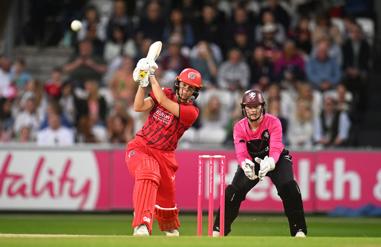 Eve Jones hits down the ground, Somerset vs Lancashire, Women's T20 Blast, Taunton, June 13, 2025