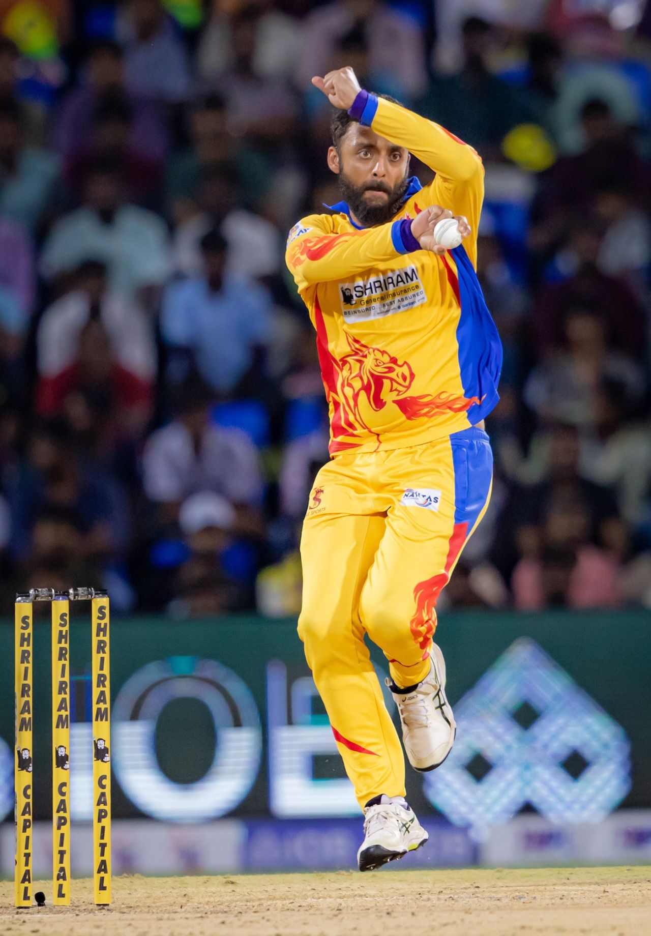 Varun Chakravarthy bowled a tight spell for Dindigul Dragons, Dindigul Dragons vs Siechem Madurai Panthers, TNPL 2025, Salem, June 14, 2025
