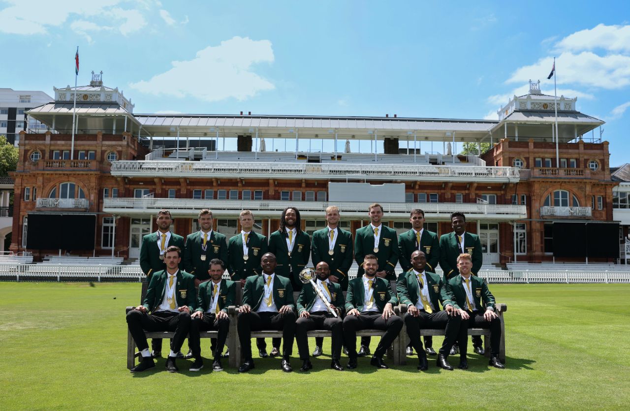 Temba Bavuma and Co pose with the WTC mace, Lord's, June 16, 2025