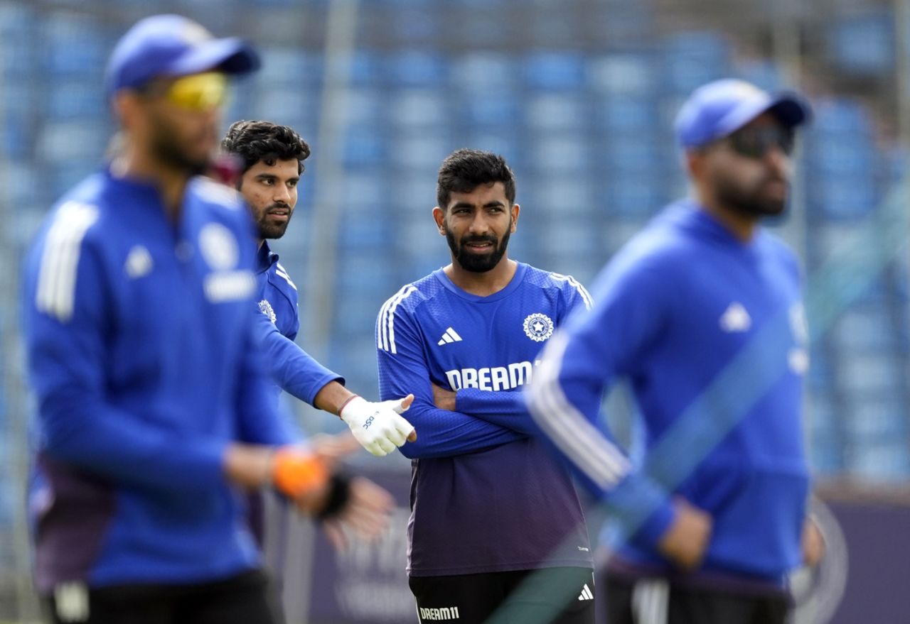 Washington Sundar and Jasprit Bumrah during a training session, Leeds, June 18, 2025