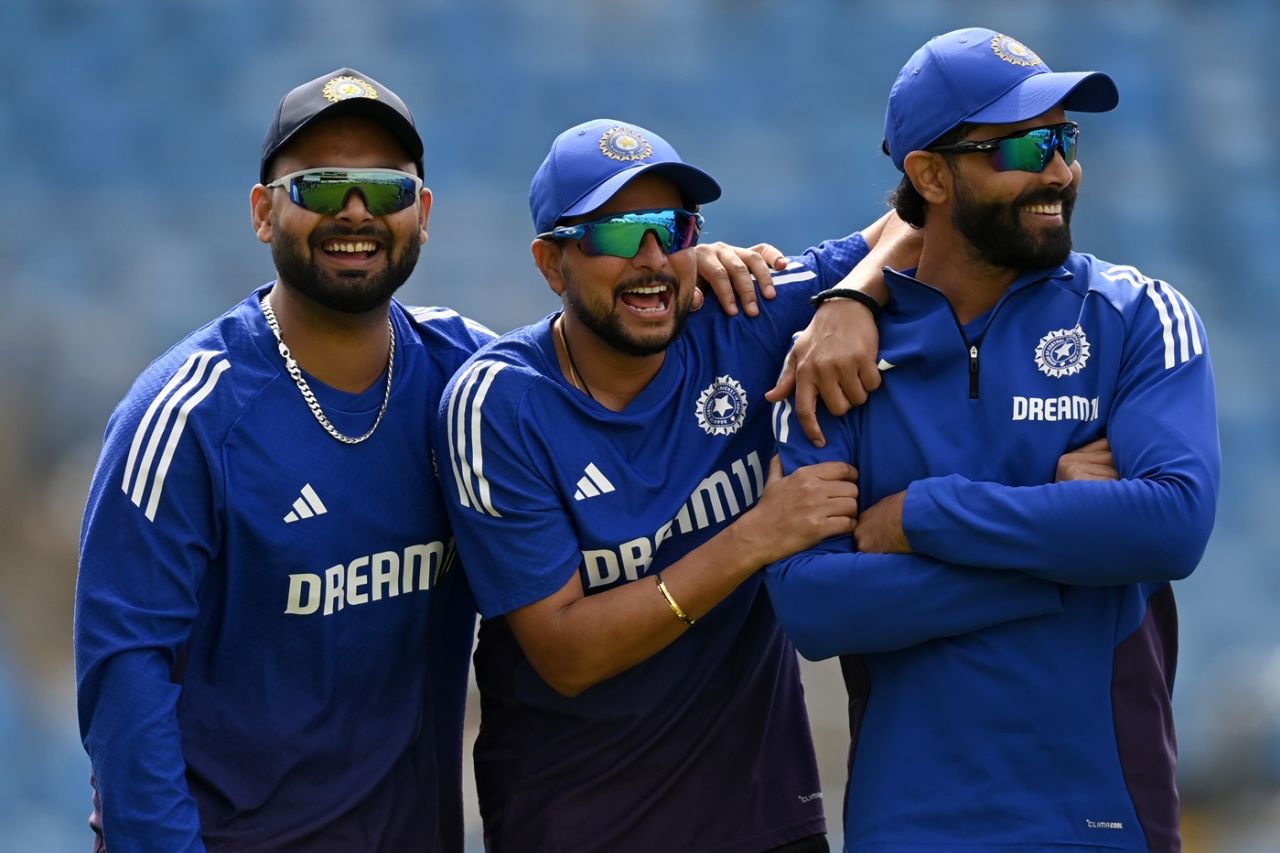 Rishabh Pant, Kuldeep Yadav and Ravindra Jadeja share a lighter moment, Leeds, June 18, 2025