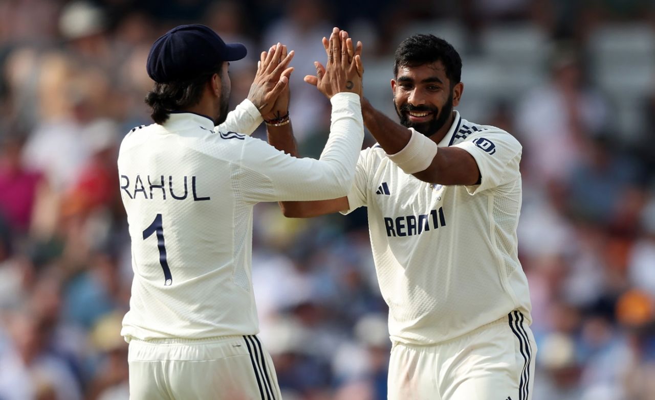 Jasprit Bumrah celebrates the wicket of Ben Duckett with KL Rahul, England vs India, 1st Test, Leeds, Day 2, June 21, 2025