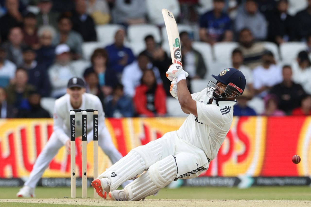 Rishabh Pant's falling sweep almost cost him his wicket, England vs India, 1st Test, Leeds, 4th day, June 23, 2025