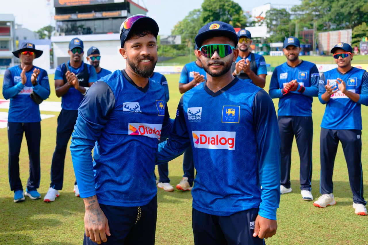 Debutant Sonal Dinusha received his cap from Kusal Mendis, Sri Lanka vs Bangladesh, 2nd Test, Day 1, Colombo, June 25, 2025