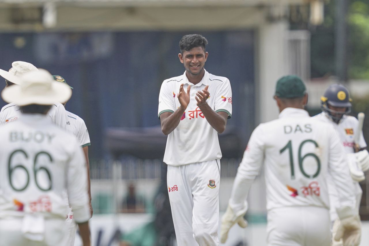Nahid Rana celebrates his first wicket of the series, Sri Lanka vs Bangladesh, 2nd Test, Colombo, 3rd day, June 27, 2025