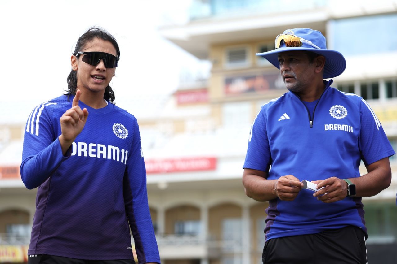 Smriti Mandhana speaks while Amol Muzumdar looks on, England vs India, 1st Women's T20I, Nottingham, June 27, 2025