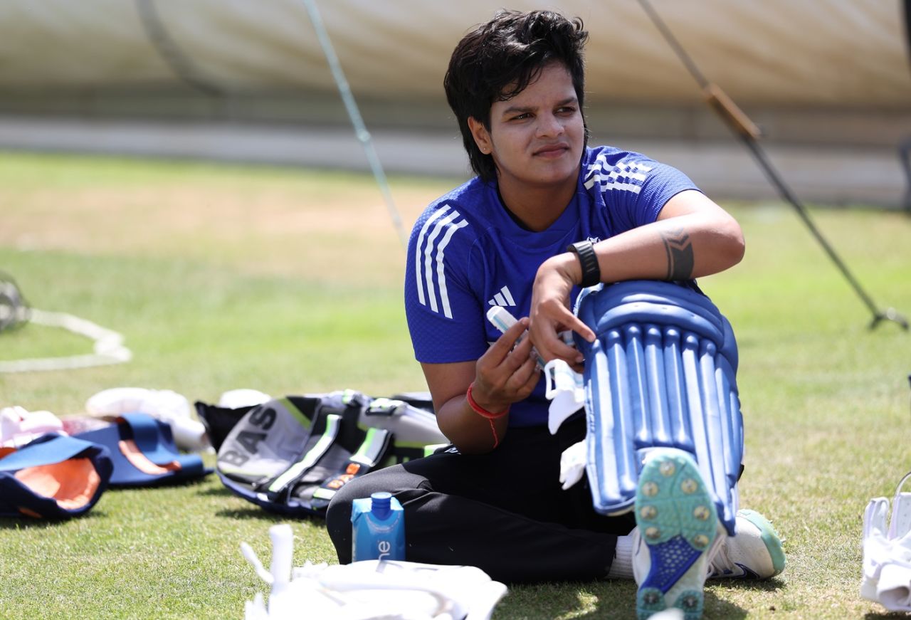 Shafali Verma pads up, England vs India, 1st Women's T20I, Nottingham, June 27, 2025