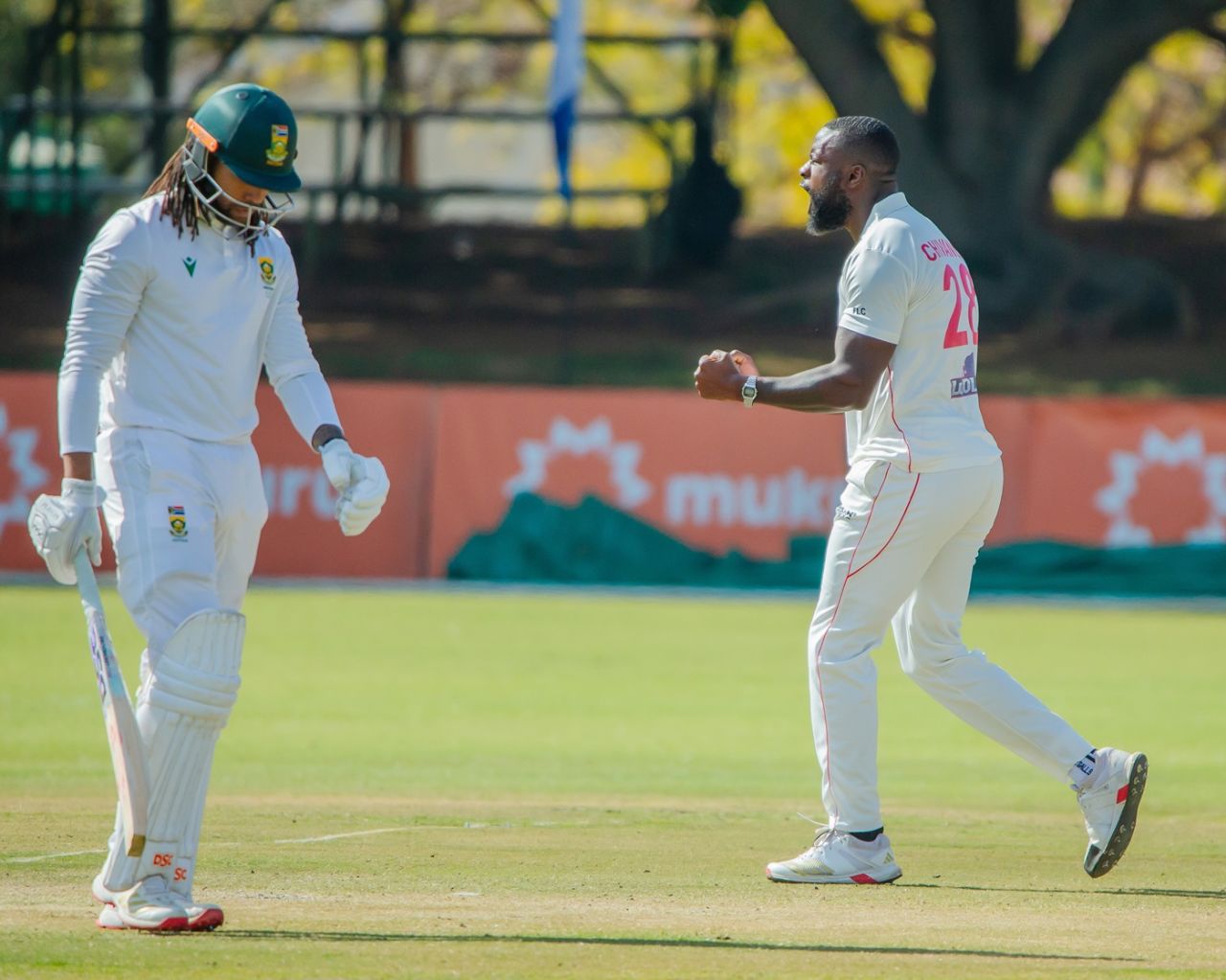 Tanaka Chivanga took down Tony de Zorzi, Zimbabwe vs South Africa, 1st Test, 3rd day, Bulawayo, June 30, 2025