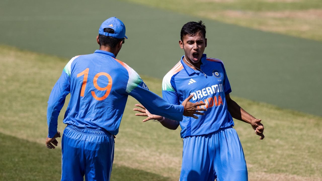 Yudhajit Guha struck with the new ball, England U19s vs India U19s, 2nd Youth ODI, Northampton, June 30, 2025