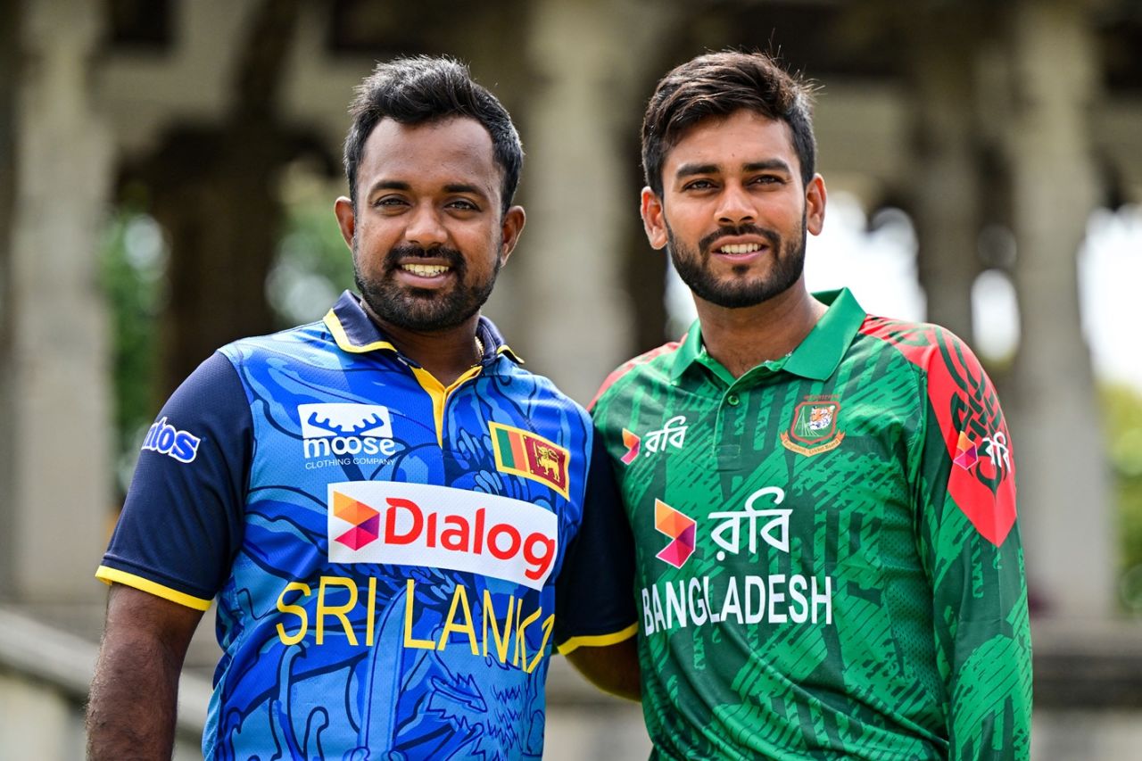 Captains Charith Asalanka and Mehidy Hasan Miraz pose ahead of the ODIs, Sri Lanka vs Bangladesh, Colombo, July 1, 2025
