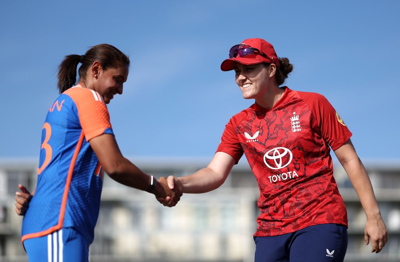 Harmanpreet Kaur and Nat Sciver-Brunt at the toss, England vs India, 2nd women's T20I, Bristol, July 1, 2025
