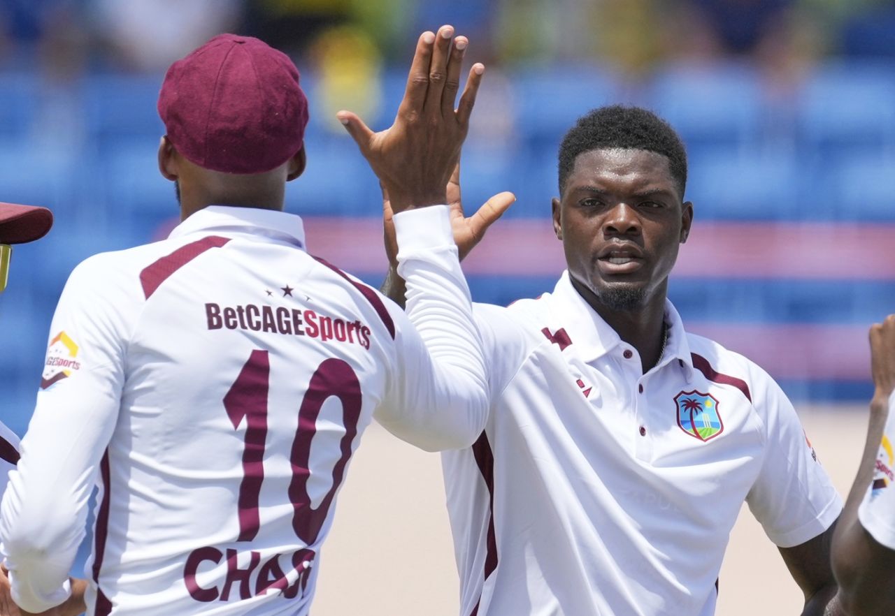 Alzarri Joseph trapped Usman Khawaja lbw, West Indies vs Australia, 2nd Test, St George's, 1st day, July 3, 2025