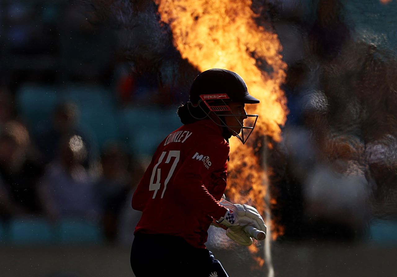 Sophia Dunkley runs out to open the batting for England, England vs India, 3rd women's T20I, The Oval, July 4, 2025