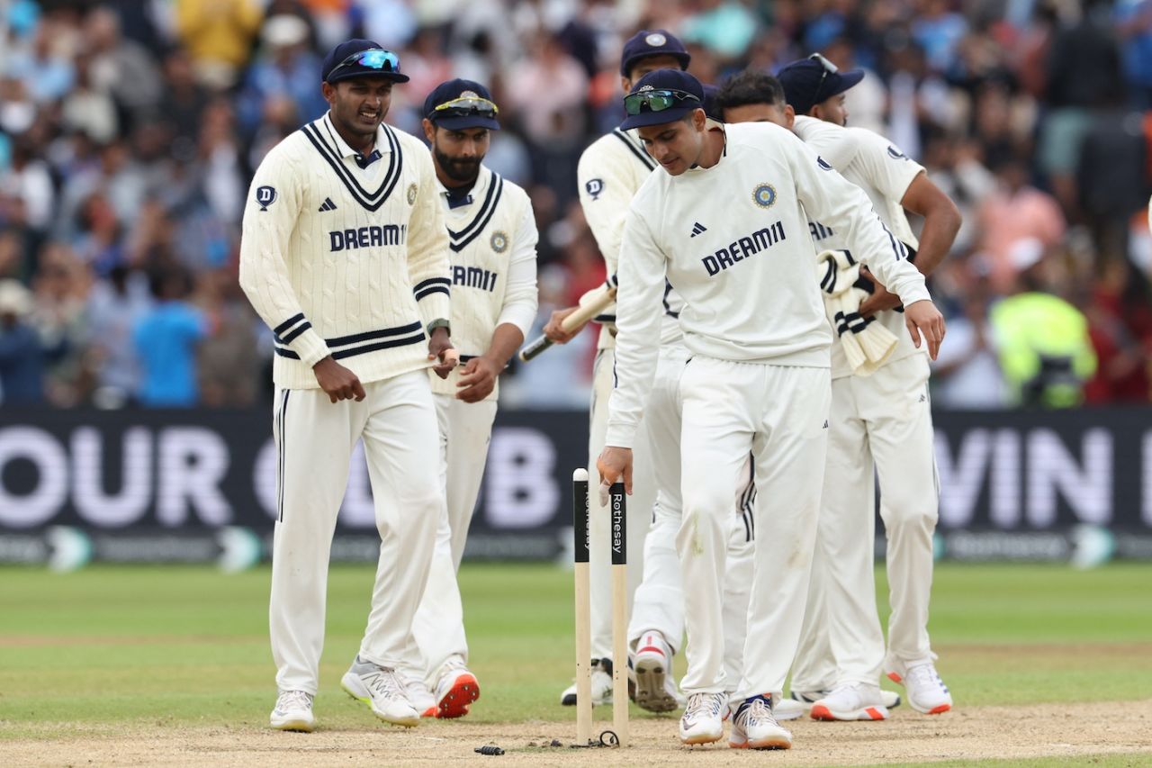 Shubman Gill picks up a souvenir after the win, England vs India, 2nd Test, 5th day, Birmingham, July 6, 2025
