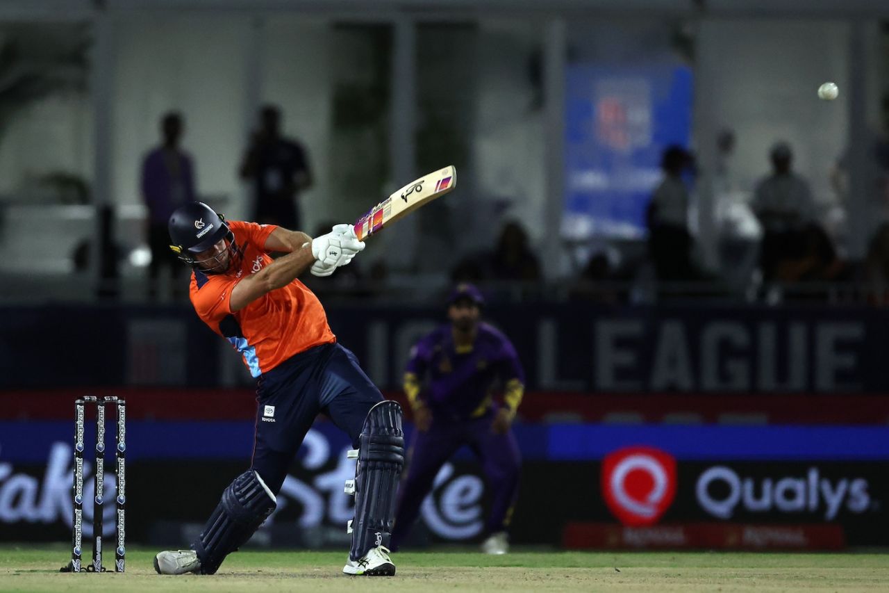 Xavier Bartlett smashed three sixes in the 16th over, bowled by Corné Dry, Los Angeles Knight Riders vs San Francisco Unicorns, MLC 2025, Lauderhill, July 6, 2025
