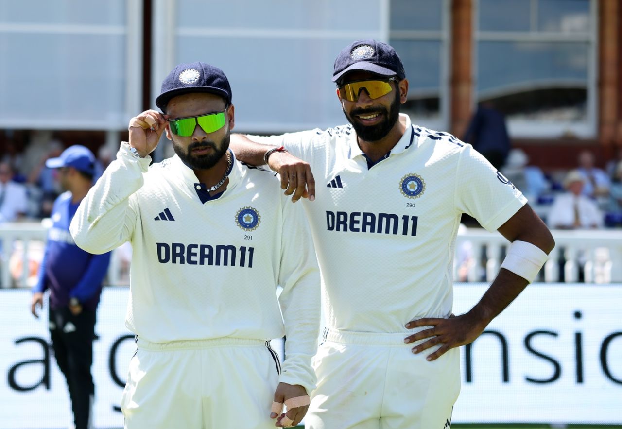 Rishabh Pant and Jasprit Bumrah in conversation at lunch, England vs India, 3rd Test, Lord's, London, 1st Day, July 10, 2025