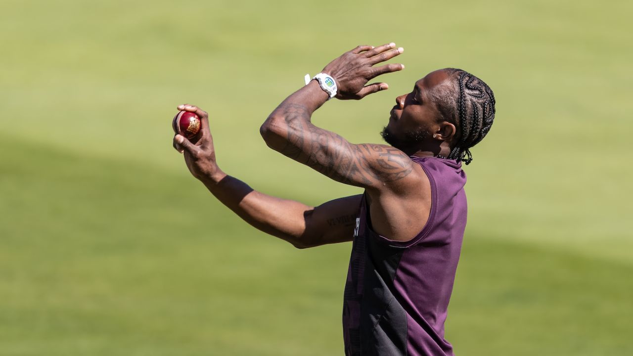 Jofra Archer will stretch off for the first time in many years the morning after a day of Test-match bowling, England vs India, 3rd Test, Lord's, London, 3rd day, July 12, 2025