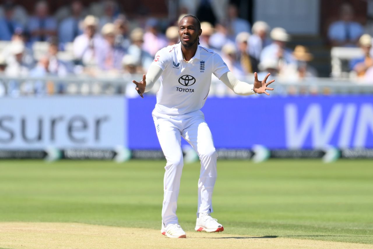 Jofra Archer cranked up the pace early in the day, England vs India, 3rd Test, Lord's, London, 3rd day, July 12, 2025