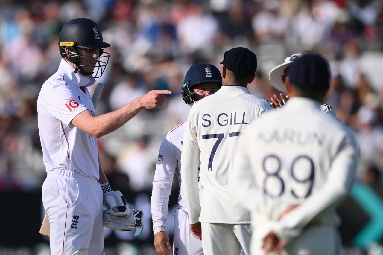 There was some finger-pointing between Zak Crawley and Shubman Gill, England vs India, 3rd Test, Lord's, London, 3rd day, July 12, 2025