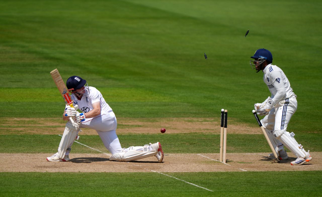Harry Brook was bowled after missing the scoop, England vs India, 3rd Test, Lord's, 4th day, July 13, 2025