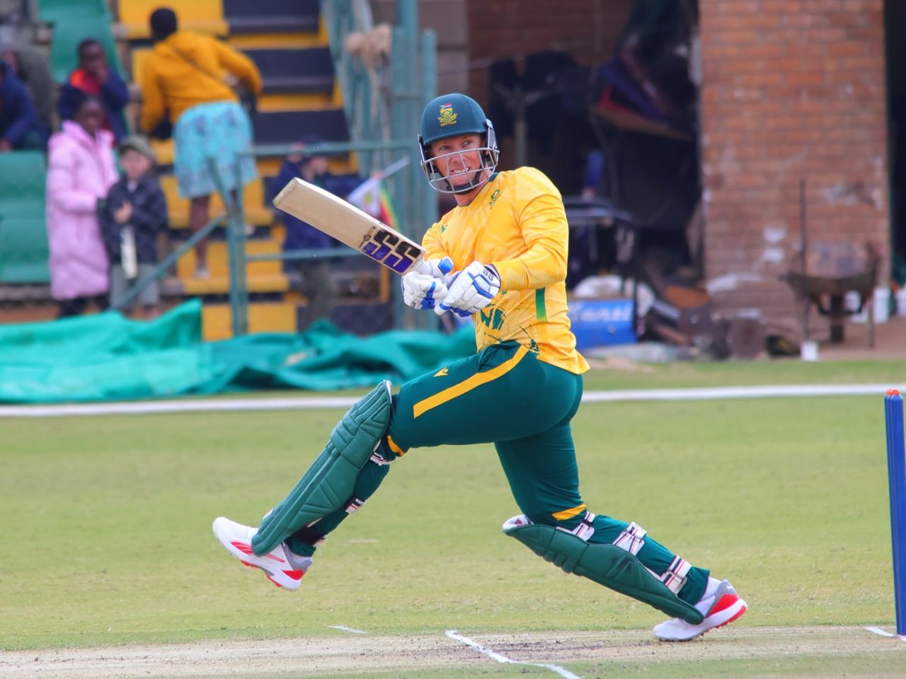 Rassie van der Dussen steadied the ship, Zimbabwe vs South Africa, Men's T20I tri-series, Harare, July 20, 2025