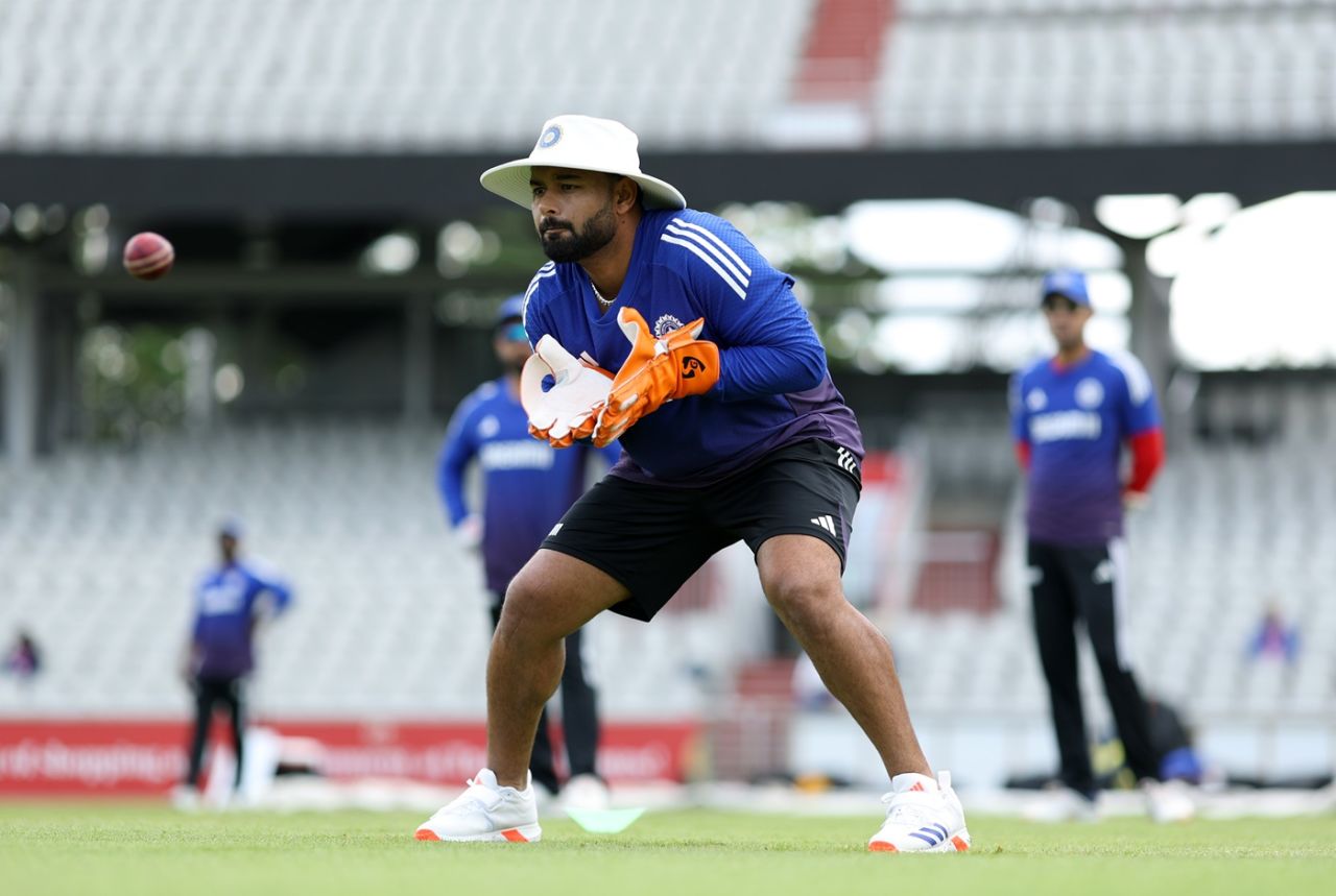 Rishabh Pant in a wicketkeeping drill, England vs India, 4th Test, Manchester, July 21, 2025
