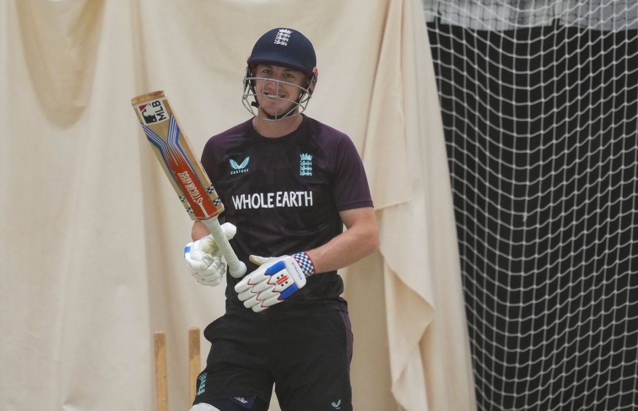 Harry Brook has a hit at the indoor nets, England vs India, 4th Test, Manchester, July 22, 2025
