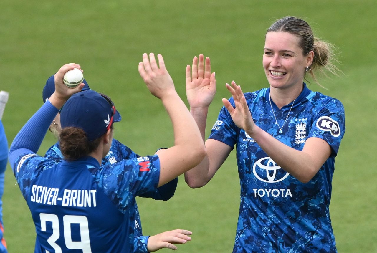 Lauren Bell's bouncer brought her success, England vs India, 3rd women's ODI, Durham, July 22, 2025