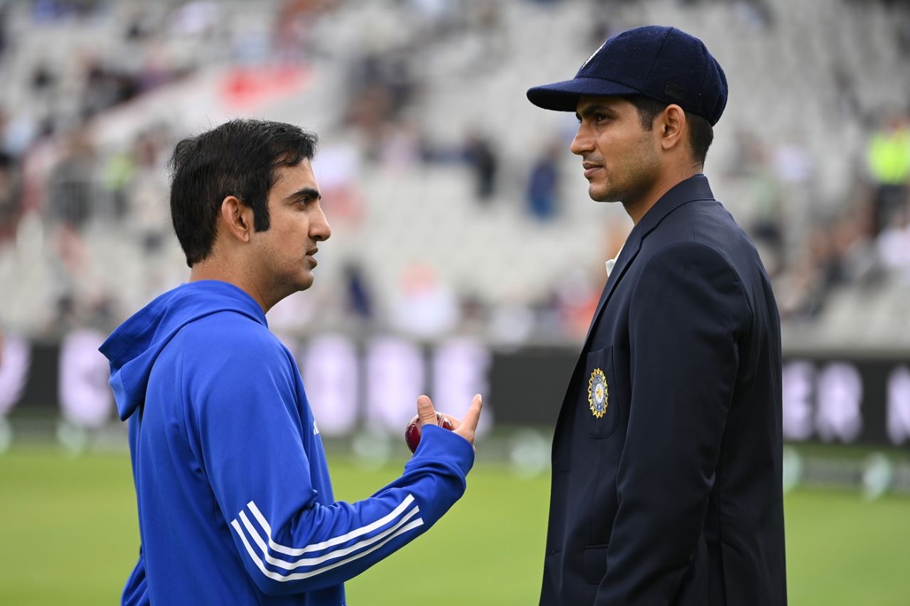 Gautam Gambhir has a word with Shubman Gill, England vs India, 4th Test, 1st day, Manchester, July 23, 2025