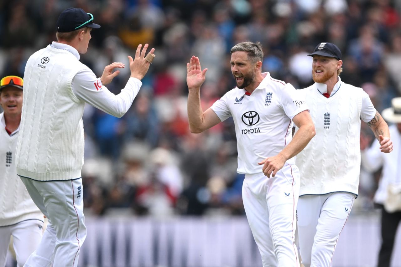 Chris Woakes and Zak Crawley combined to dismiss KL Rahul, England vs India, 4th Test, Manchester, 1st day, July 23, 2025