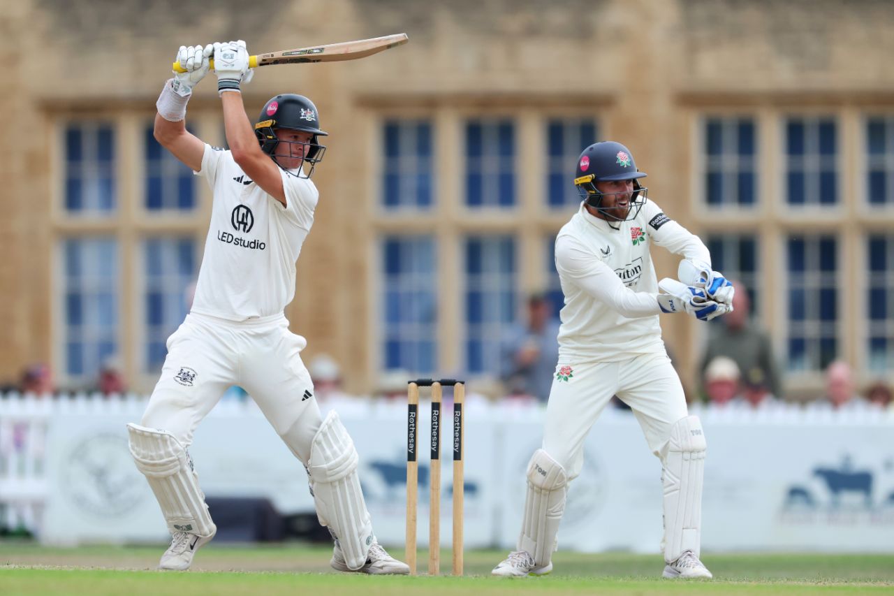 Ben Charlesworth drives through the covers, Gloucestershire vs Lancashire, County Championship, Cheltenham, July 23, 2025