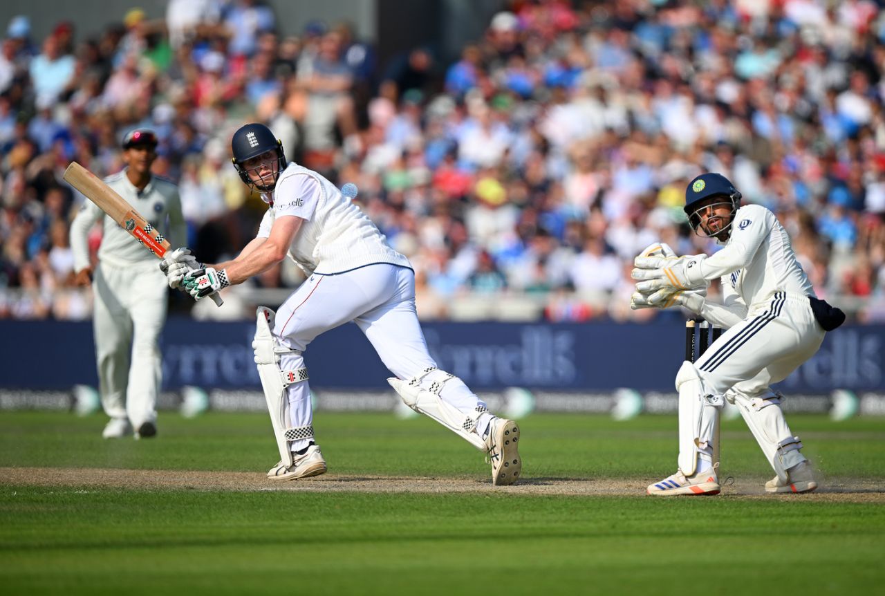 Zak Crawley plays a shot behind the wicket, England vs India, 4th Test, 2nd Day, Manchester, July 24, 2025