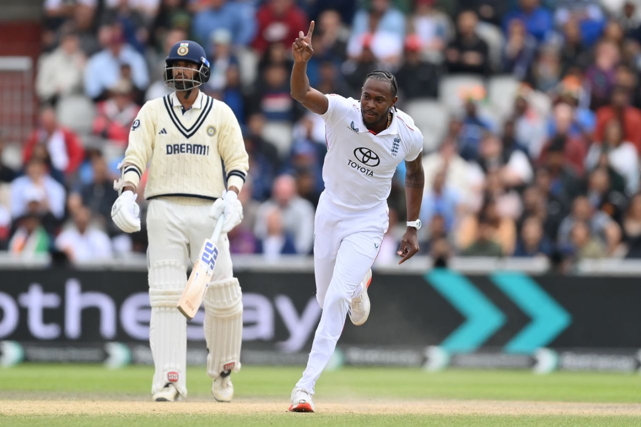 Jofra Archer wheels away after getting Shubman Gill to nick behind, England vs India, 4th Test, Manchester, 5th day, July 27, 2025