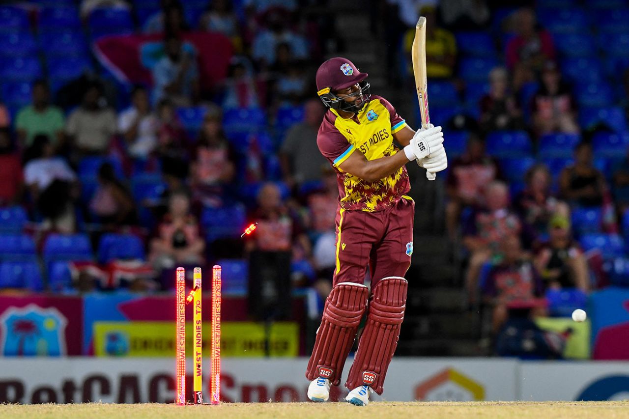 Shai Hope was cleaned up by Ben Dwarshuis, West Indies vs Australia, 5th T20I, St Kitts, July 28, 2025