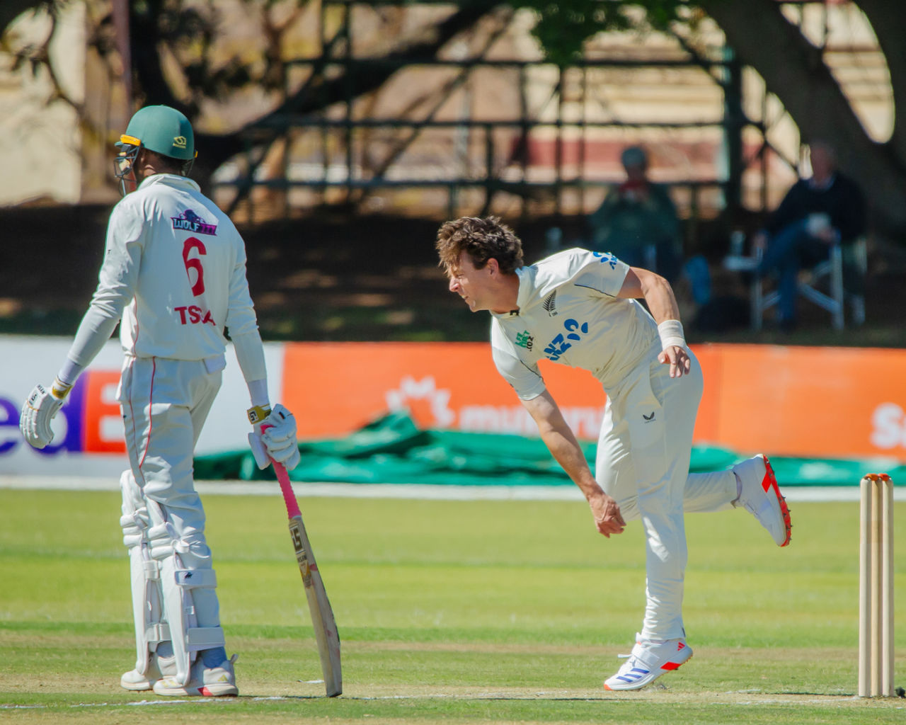 Matt Henry bowls a delivery, Zimbabwe vs New Zealand, 1st Test, 1st Day, Bulawayo, July 30, 2025