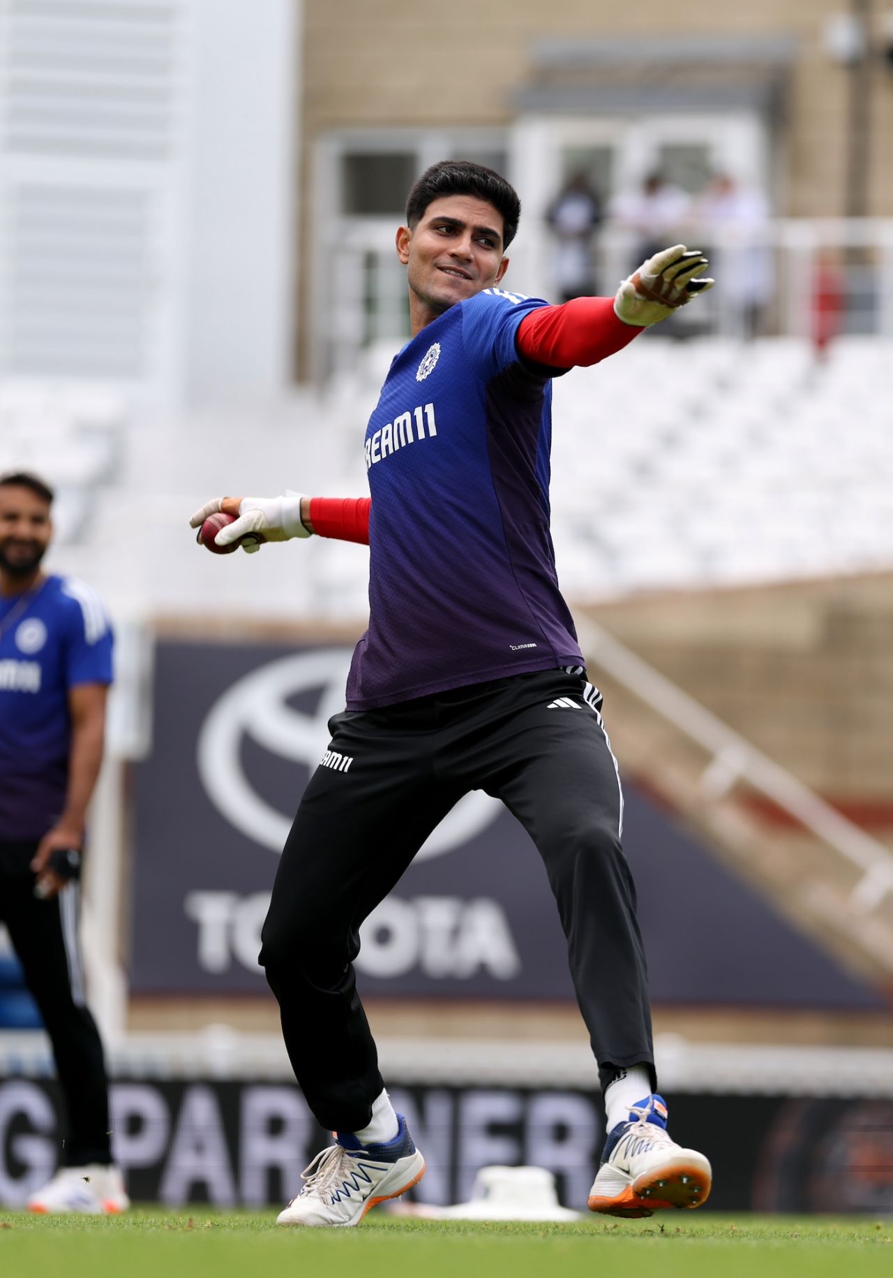 Shubman Gill takes part in a fielding drill, England vs India, 5th Test, The Oval, London, July 30, 2025