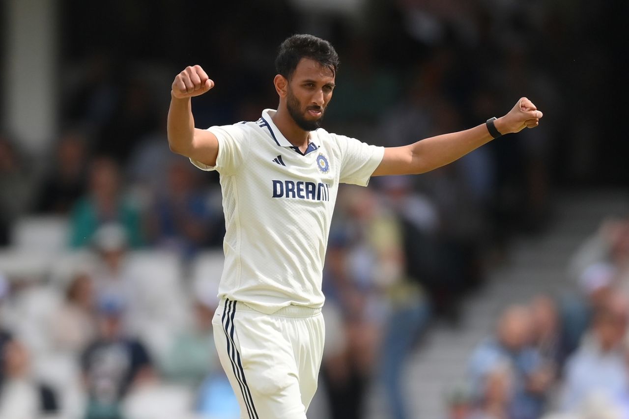 Prasidh Krishna celebrates after removing Zak Crawley, England vs India, 5th Test, 2nd day, The Oval, August 1, 2025