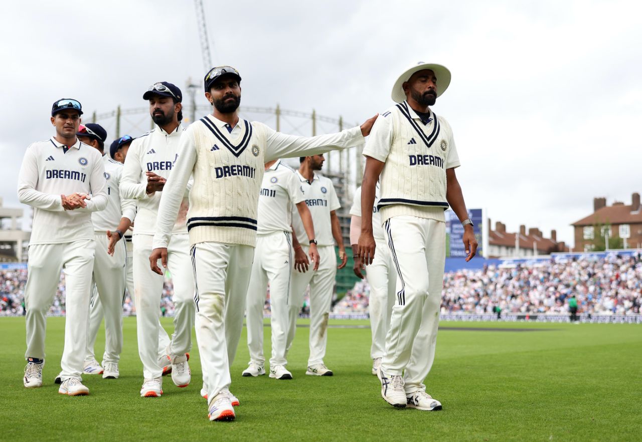 Ravindra Jadeja gives Mohammed Siraj, who bowled a fierce spell in the middle session, a pat on the back, England vs India, 5th Test, 2nd day, The Oval, August 1, 2025